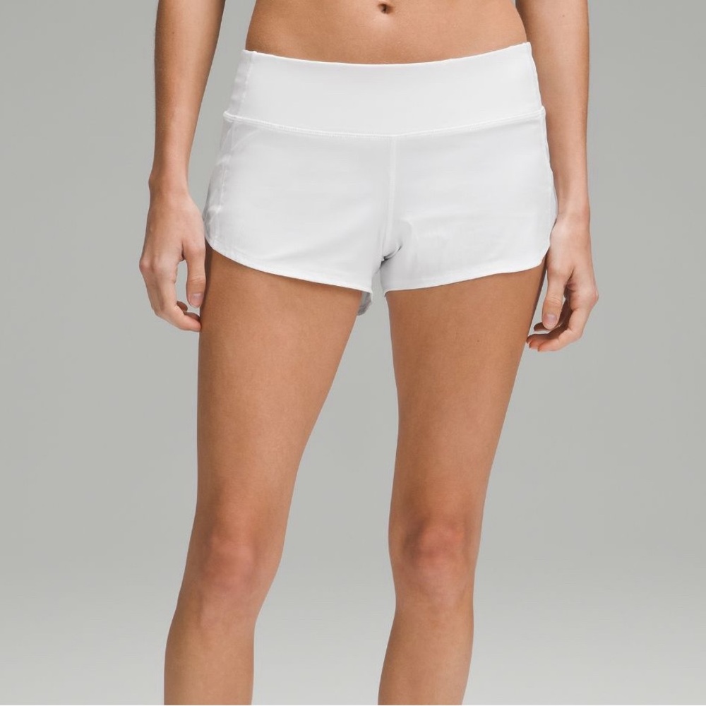 ISO - LOW RISE 2.5 speedups in color poolside, white, sonic pink, and dark red.